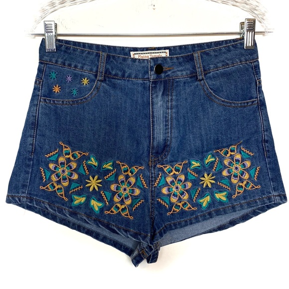 Flying Tomato Pants - Flying Tomato embroidered high rise shorts small